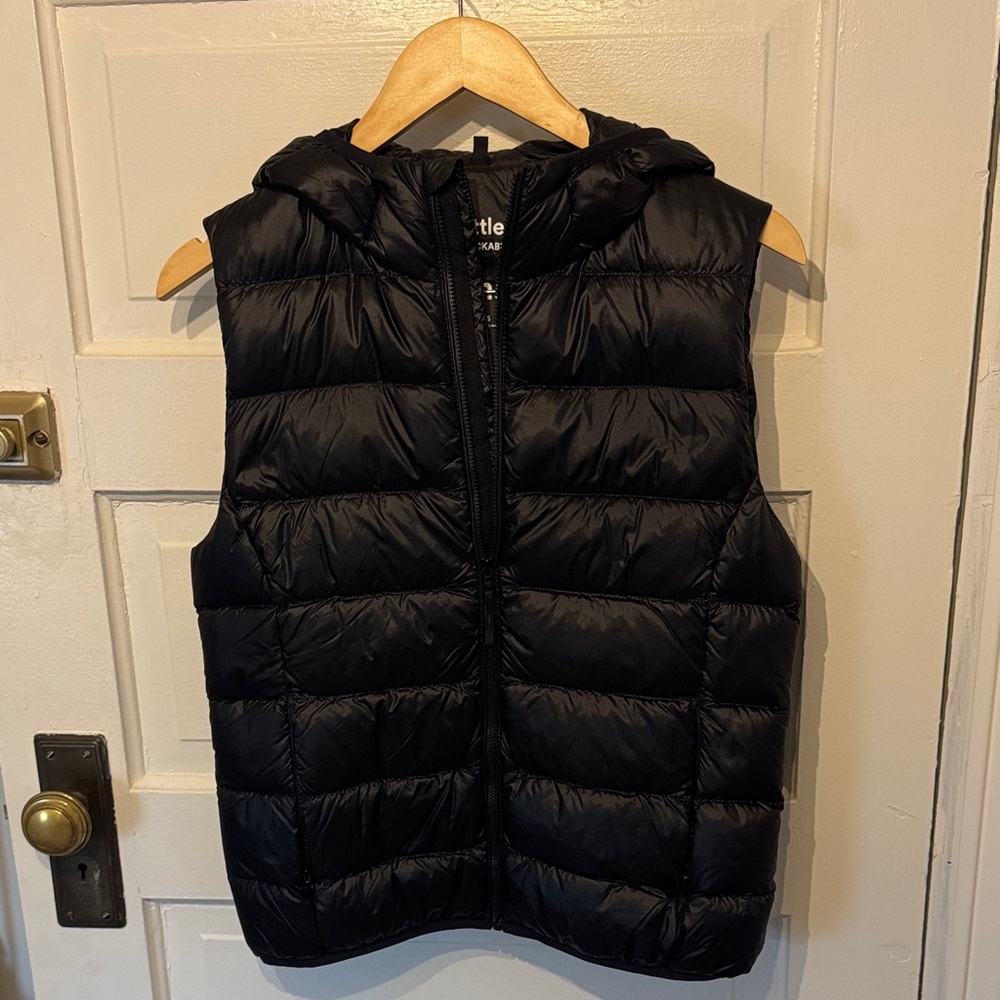 TNA Black Quilted Hooded Puffer Vest